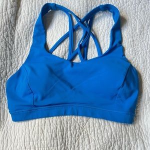 EUC 🍋 Lululemon Free to be Serene Bra